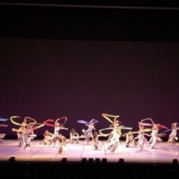 中高ダンス部がリサイタル公演を開催しました。