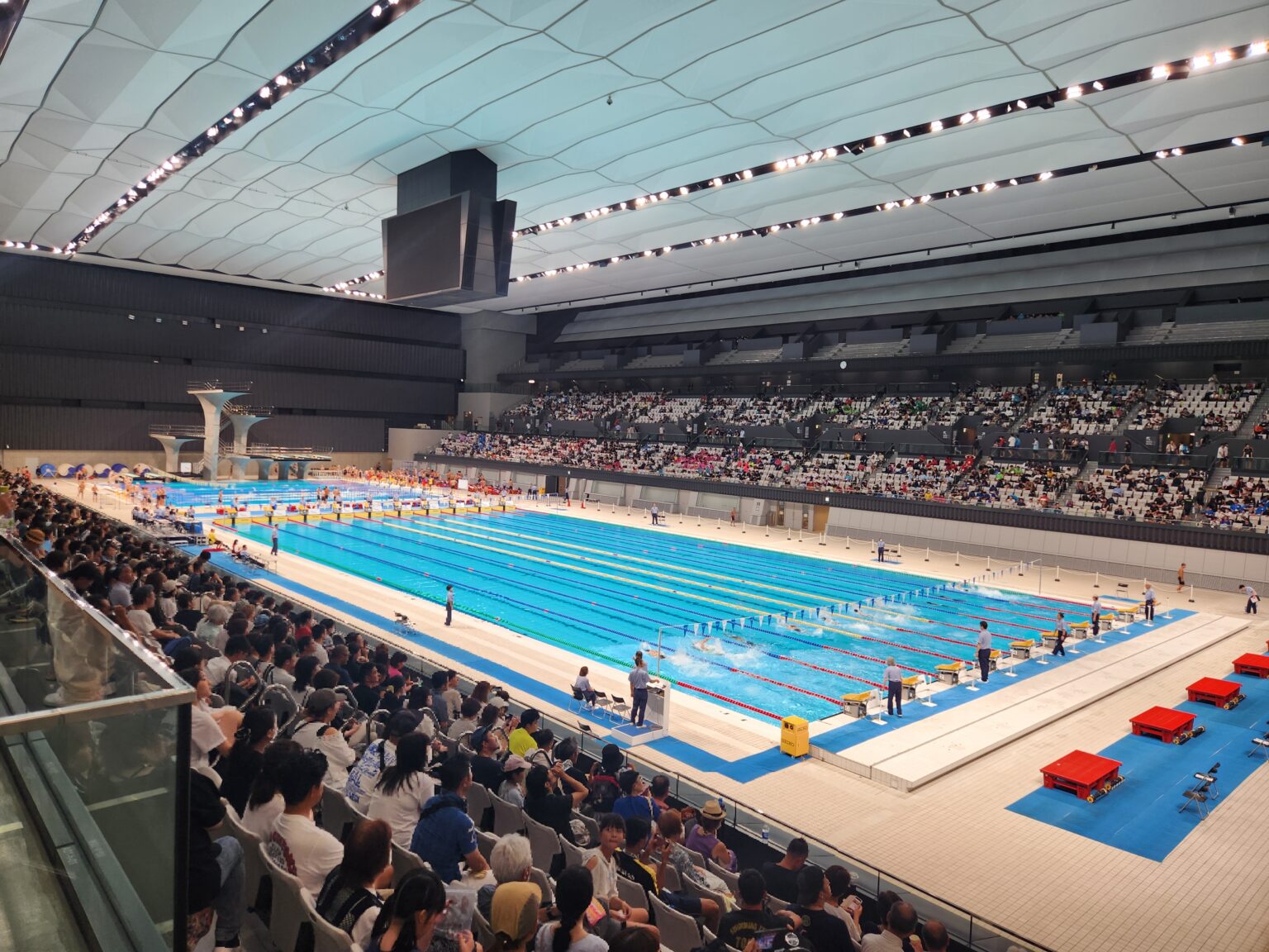 中学水泳部 東京都中学校学年別水泳競技大会 中3選手 100m平泳ぎ 4位入賞 立教女学院中学校・高等学校