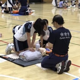中学３年生　救命講習を実施しました
