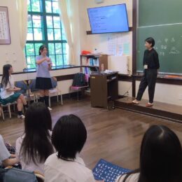 高校ISGで、手話通訳士の豊田さんに講座「私にできること」を行っていただきました