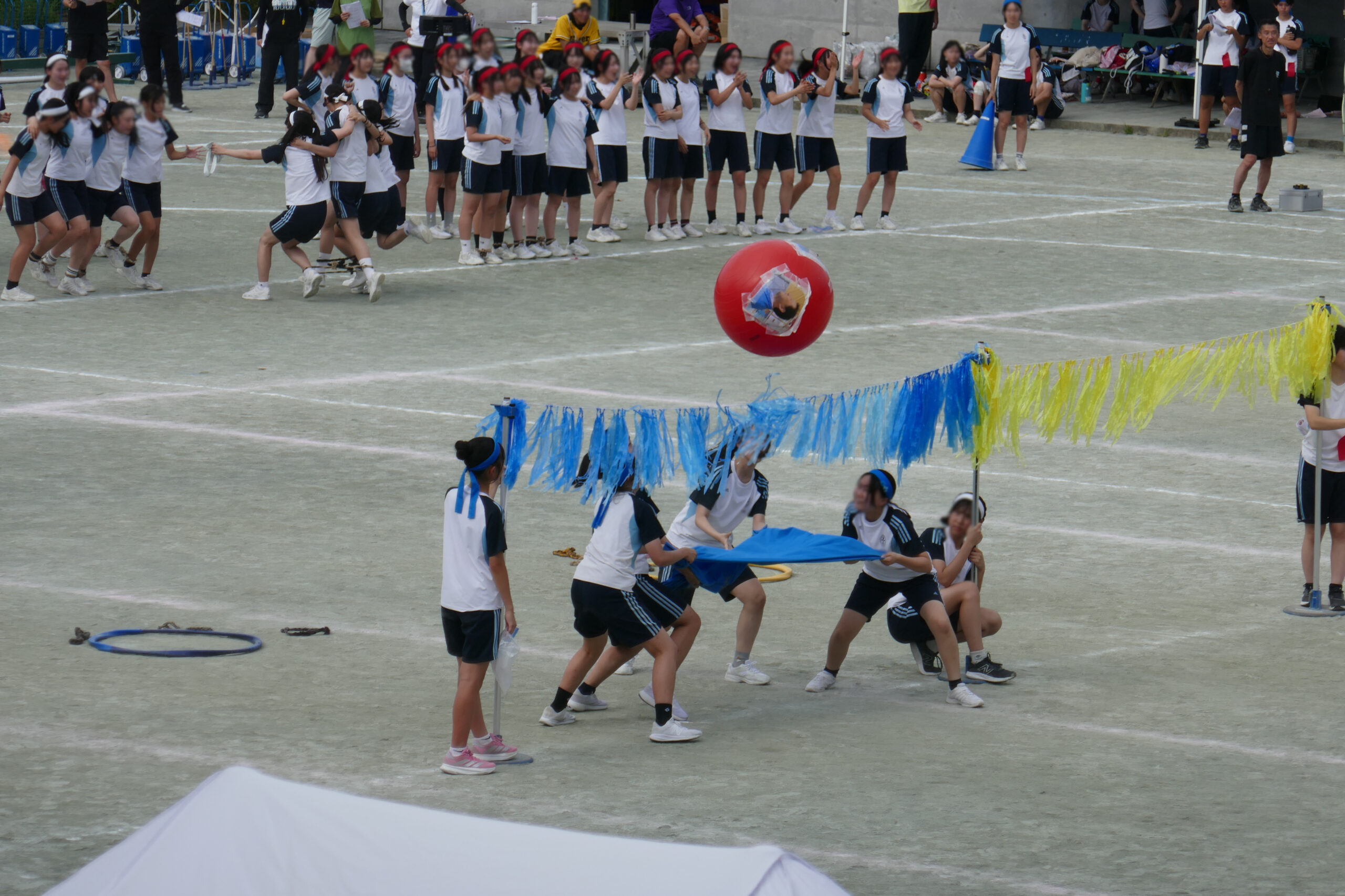 高1競技「先生を救え！」